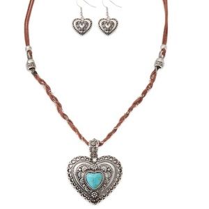 Leather & Silver necklace with heart pendant